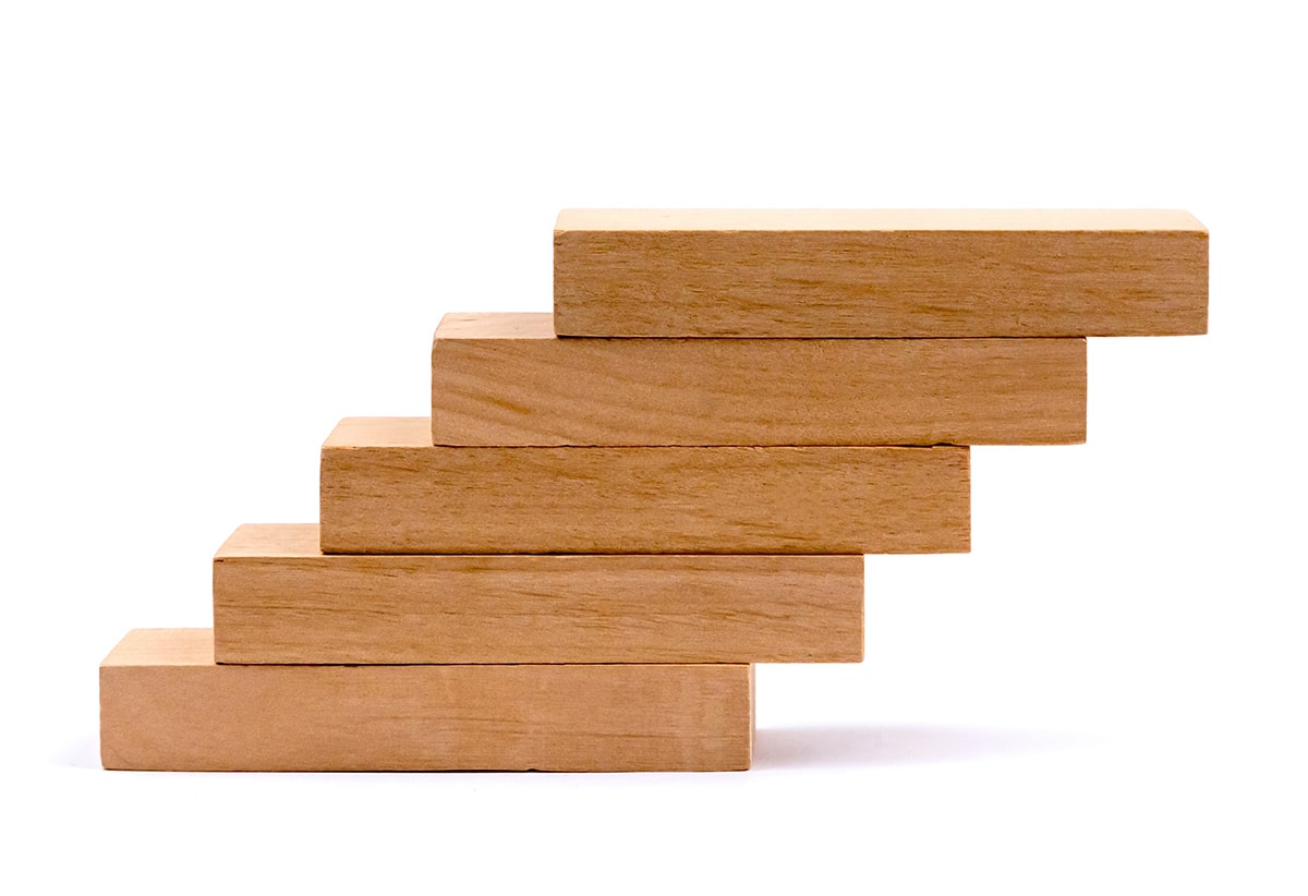 Wooden blocks in the shape of a gantt chart